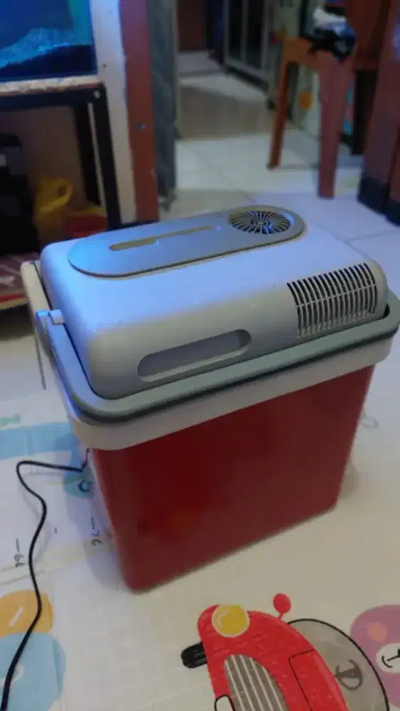 Mobicool kulkas mobil