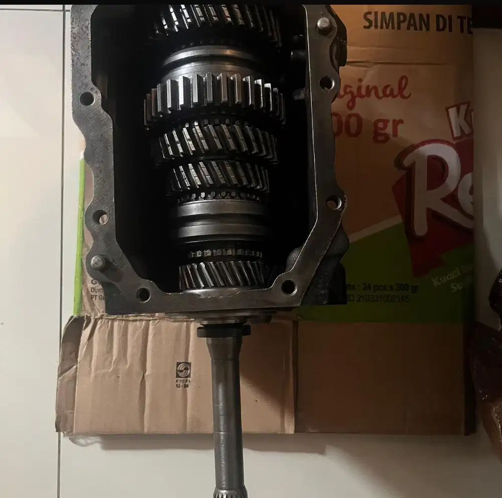 Transmisi Rugger taft GT 5 speed maju