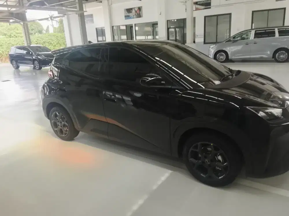 ATTO 1 DYNAMIC COSMOS BLACK