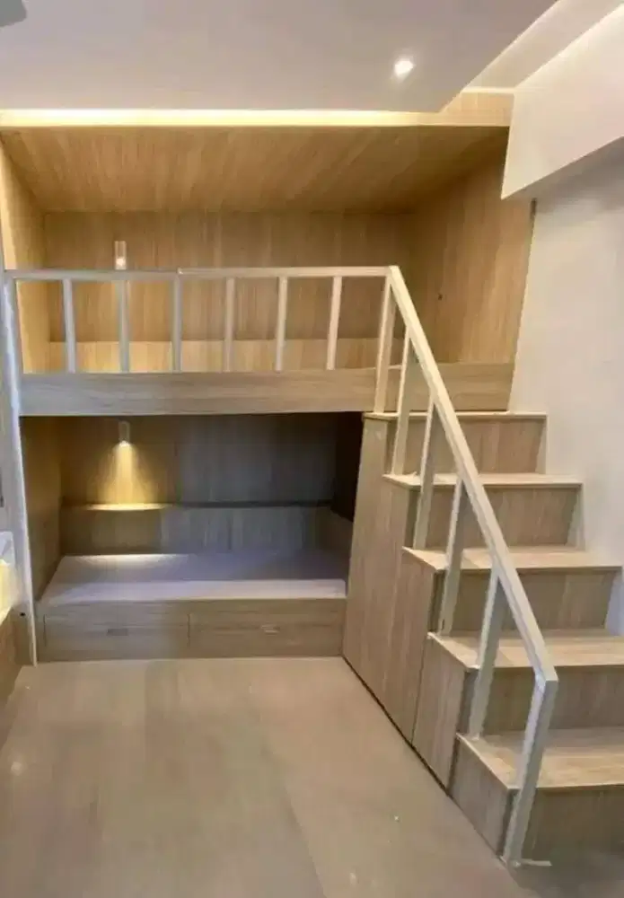 Tempahan tempat tidur tingkat dan perabot