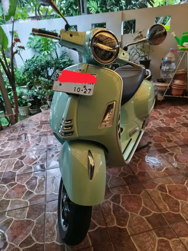 Vespa GTS classic i150 THN 2022 akhir