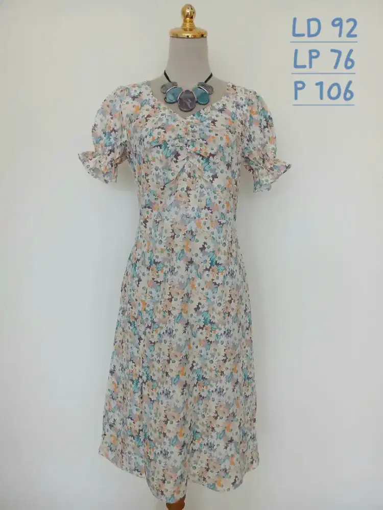 Baju terusan dress bunga rok a-line size XL, preloved