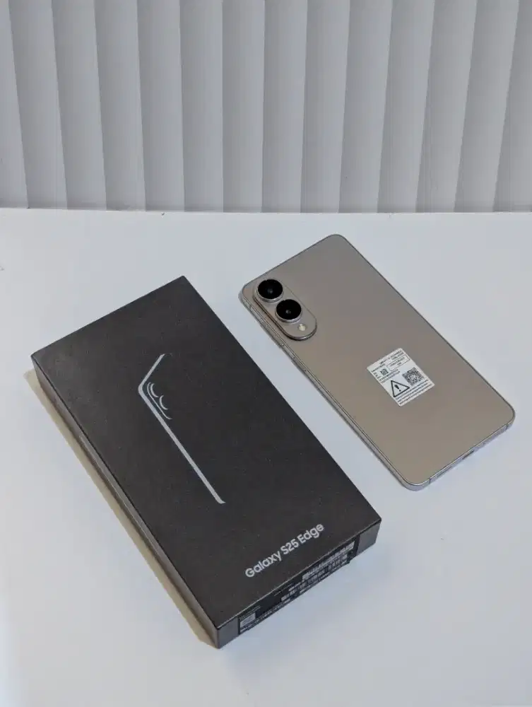 Samsung Galaxy S25 Edge 12/512gb Like New