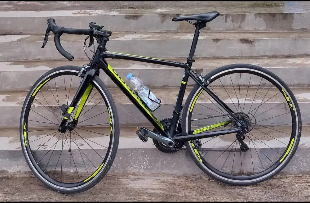 Stratos Roadbike Polygon s4 ukuran M M 2020