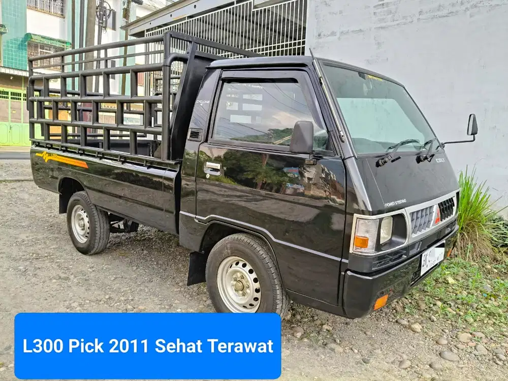 Mitsubishi L300 Pick Up
2011 Sehat Terawat Mulus