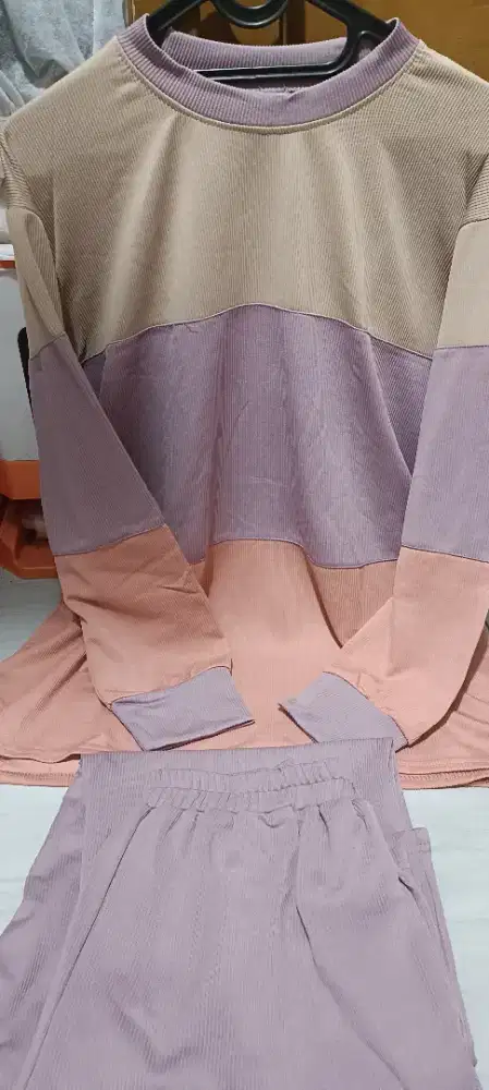 Baju Second Like New