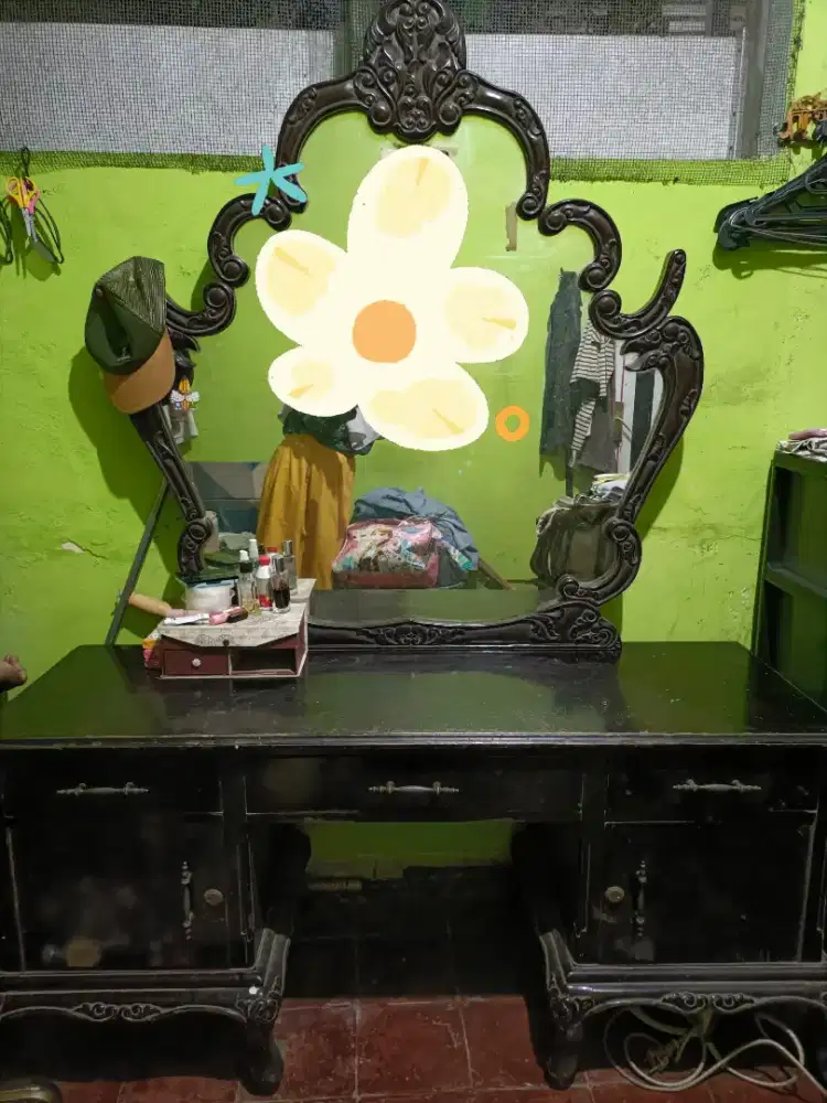 meja cermin jati