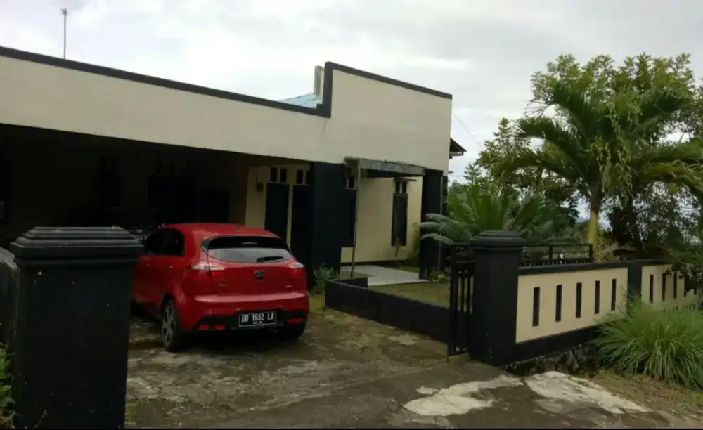 Rumah dkt RS Kandouw view laut