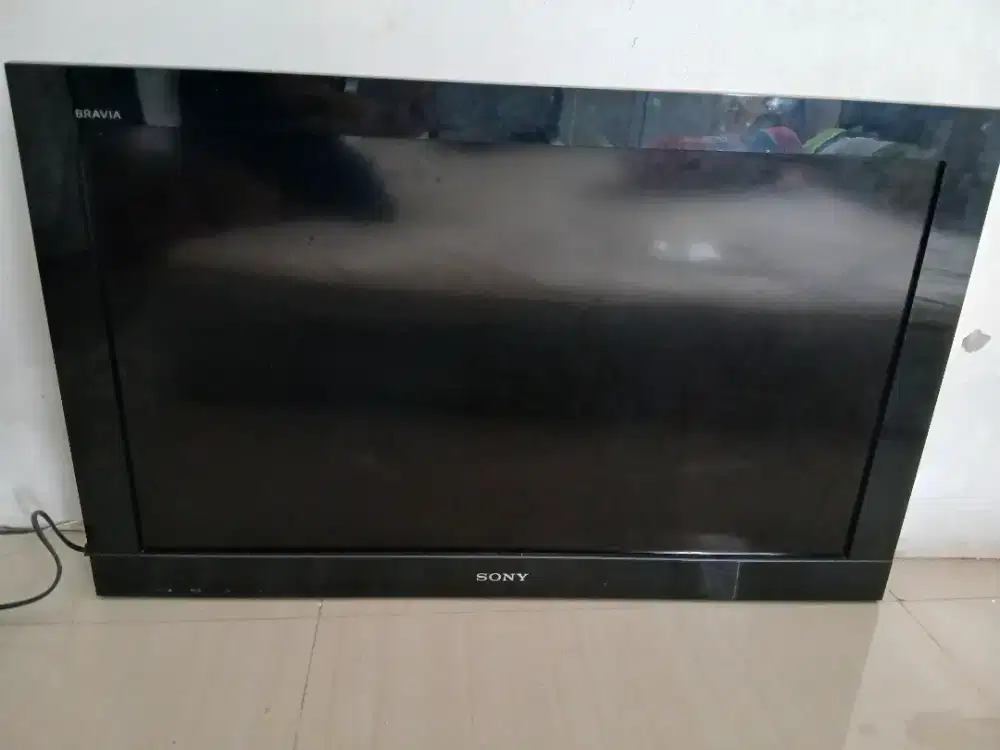 TV LCD Sony Bravia 32 inci