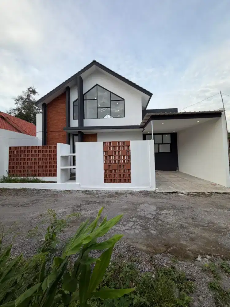 Rumah Mewah Scandinavian Kawasan Perumahan 15 Menit Ke Kota Jogja