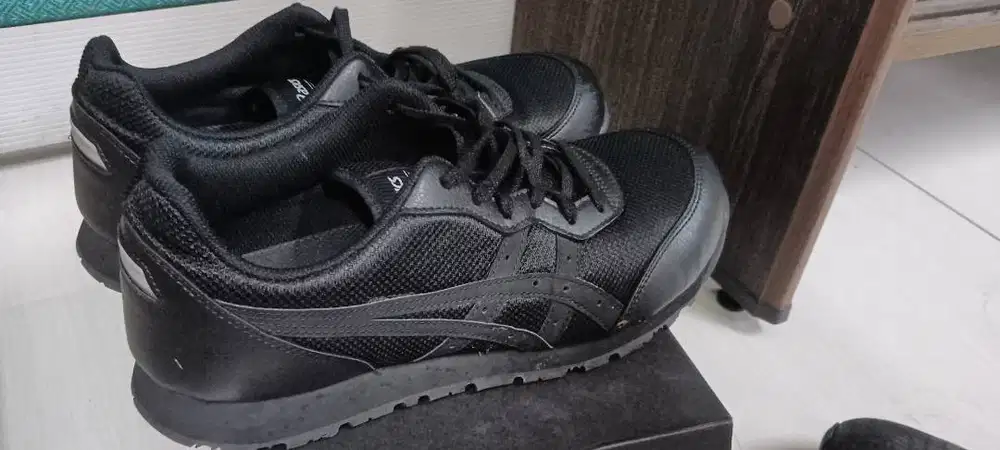 ASICS Safety Shoes CP201 Original, Size US 10.5