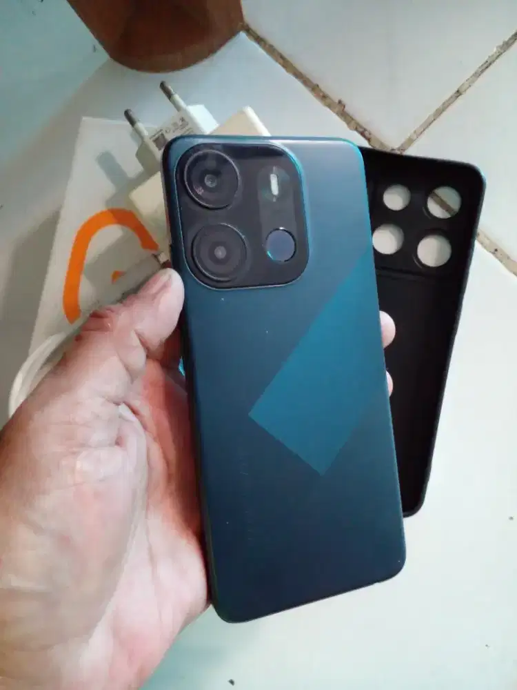 Jual hape Tecno spark go RAM 4+3 mulussss normal jaya siap pake.