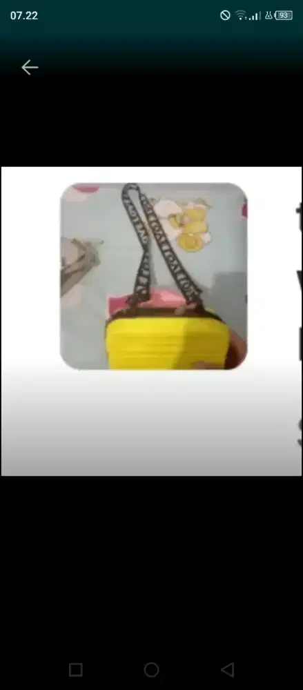 Tas selempang wanita warna kuning koper