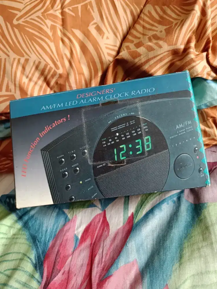 Dijual Radio FM AM include Jam Alarm Vintage Jadul Rare