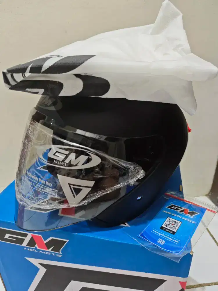 helm gm g2 BARU ukuran M hitam doff fullset lengkap