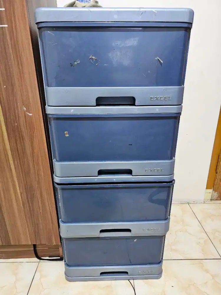 Lemari exel susun 4