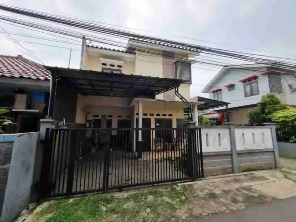 Selangkah ke Kampus UI & Tol Kukusan! Rumah Cantik 2 Lantai di Beji, Depok