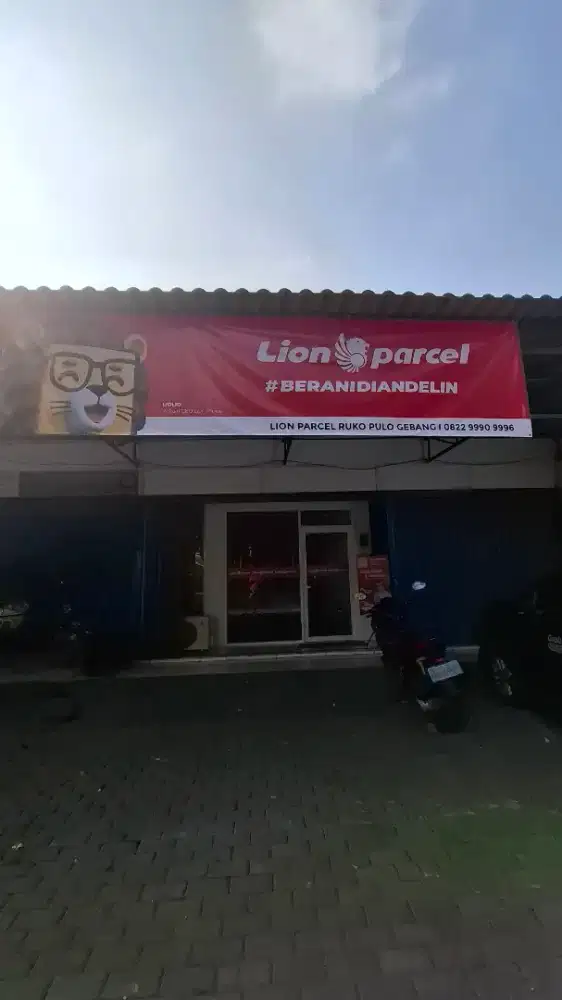 STAFF OPERASIONAL & ADMIN