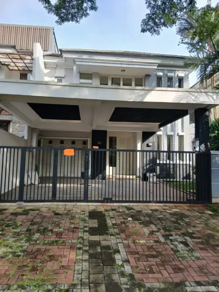 Rumah Bagus dkt stasiun,sekolah&kampus ternama Delatinos BSD