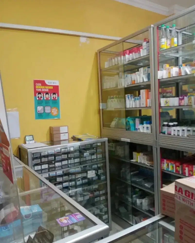 Di butuhkan kasir / admin wanita untuk toko obat