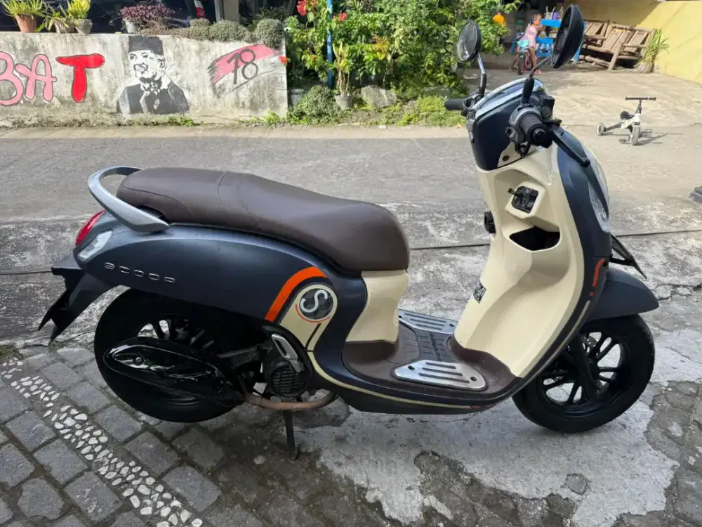 Scoopy THN 2021 plat AB Bantul
