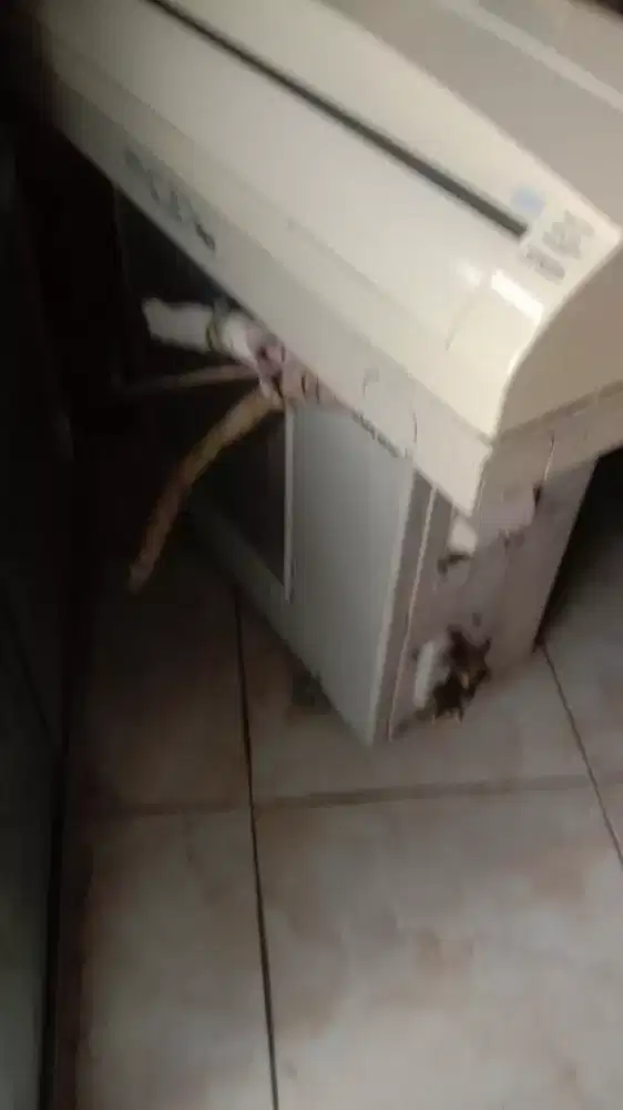 Menerima jual beli ac bekas borong atau satuan