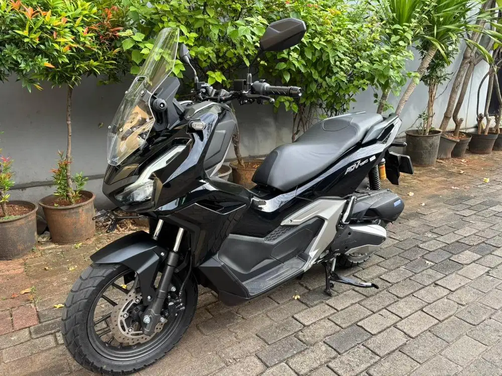 Honda ADV 160 tahun 2025 (like New)