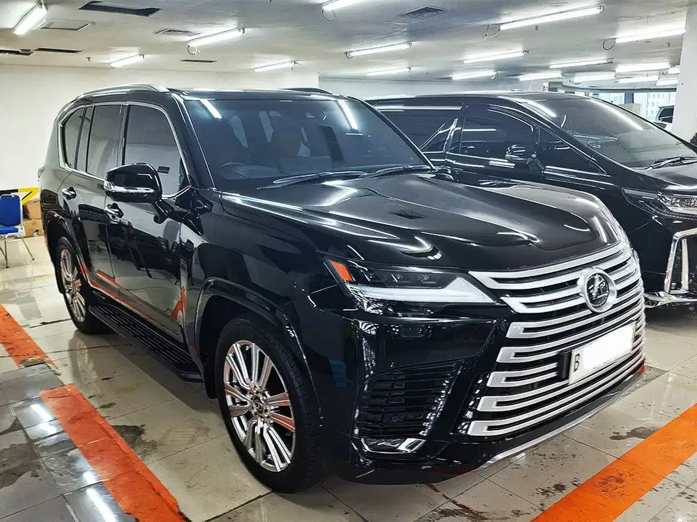 Lexus LX600 VIP 4 Seater Record ATPM Orsinil Seperti Baru B Otr KREDIT