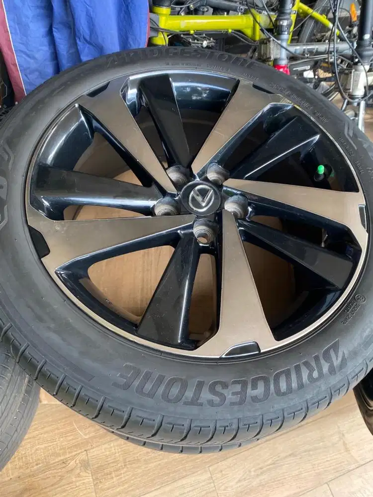 Velg Lexus NX ring 18 bonus ban