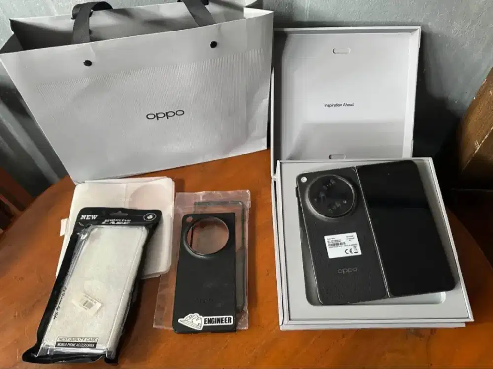 Oppo find n3 fold 16/512 garansi on tgl 8/3/2026 no minus mulus