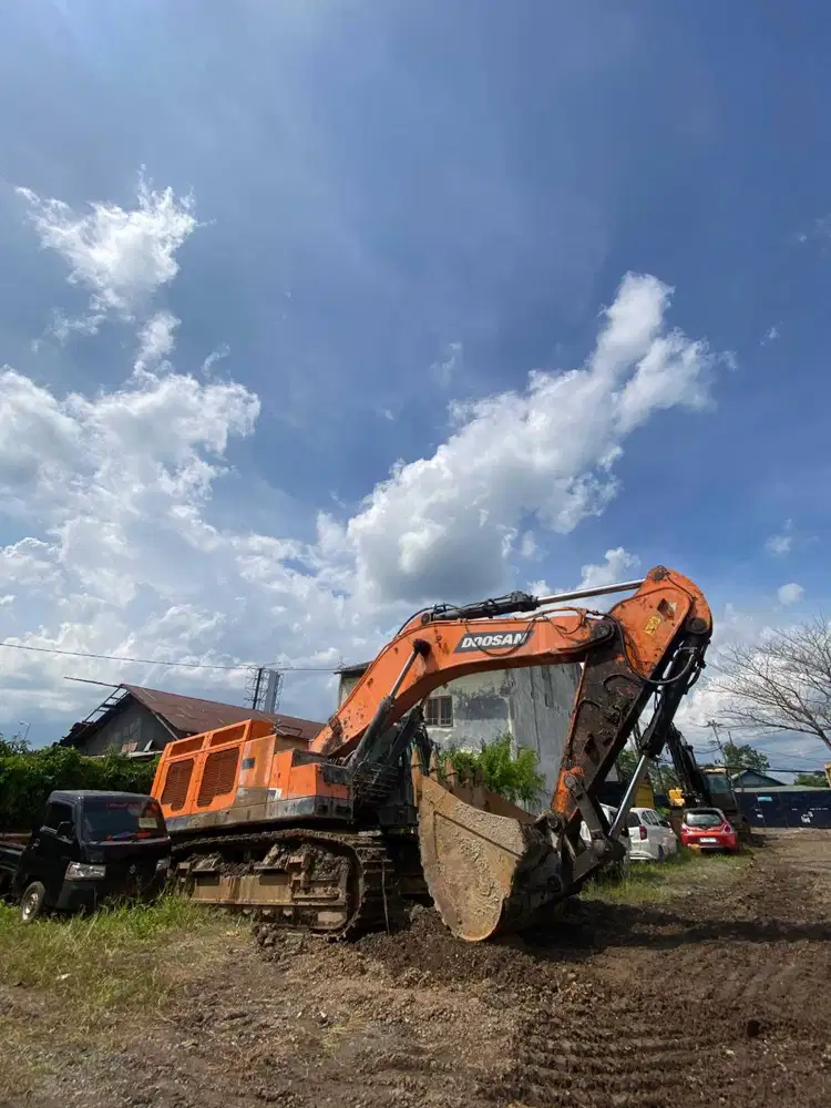 DI JUAL DOOSAN DX800LC 2023