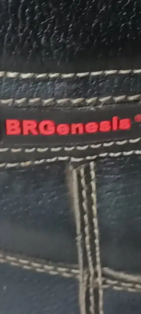 Sepatu sapety no 42 warna hitam