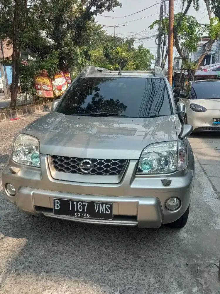 Jual cepat antik Nissan X Trail 2005 XT tipe terlengkap 67 juta nego