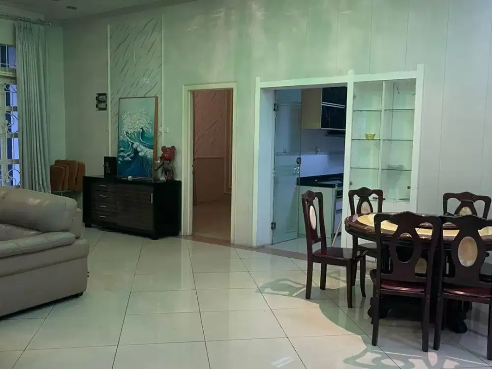 Disewa Rumah BGM PIK Uk 345 m² at Jakarta Utara