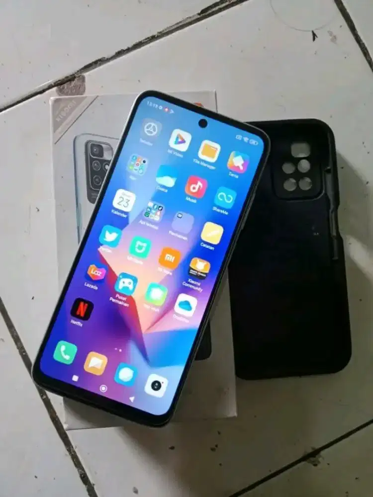 redmi 10 2022 ram 6/128 fullset nominus kondisi 90% mulus siap pakai