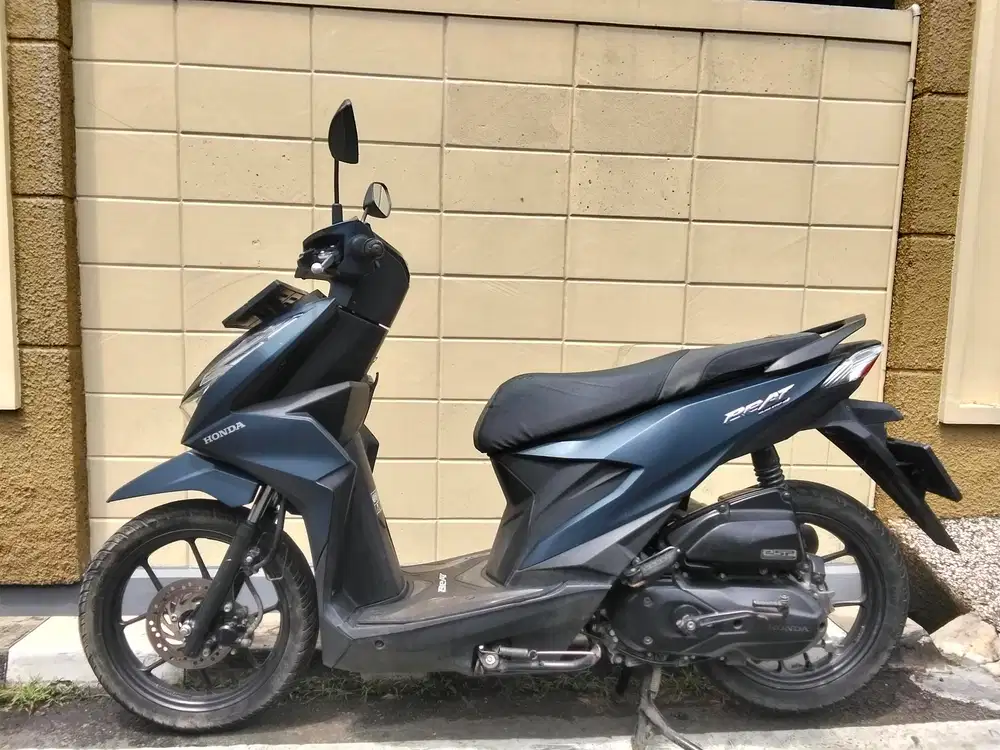 Honda Beat deluxe warna Biru dopp tahun 2023 surat komplit B dki