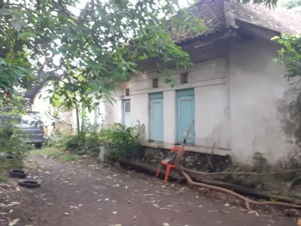 Rumah hitung tanah prestige cocok untuk cafe resto kawasan strategis