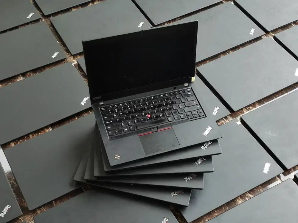 Lenovo ThinkPad T495 Cocok buat game dan rendering Bisa Kredit
