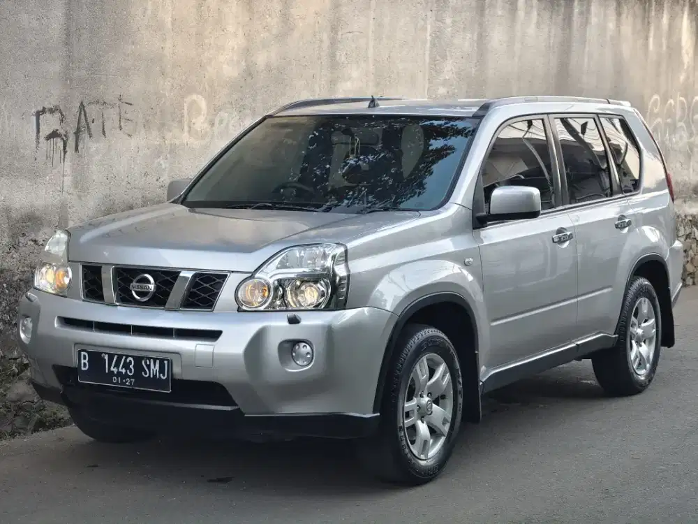 NISSAN XTRAIL 2.0 AT 2011