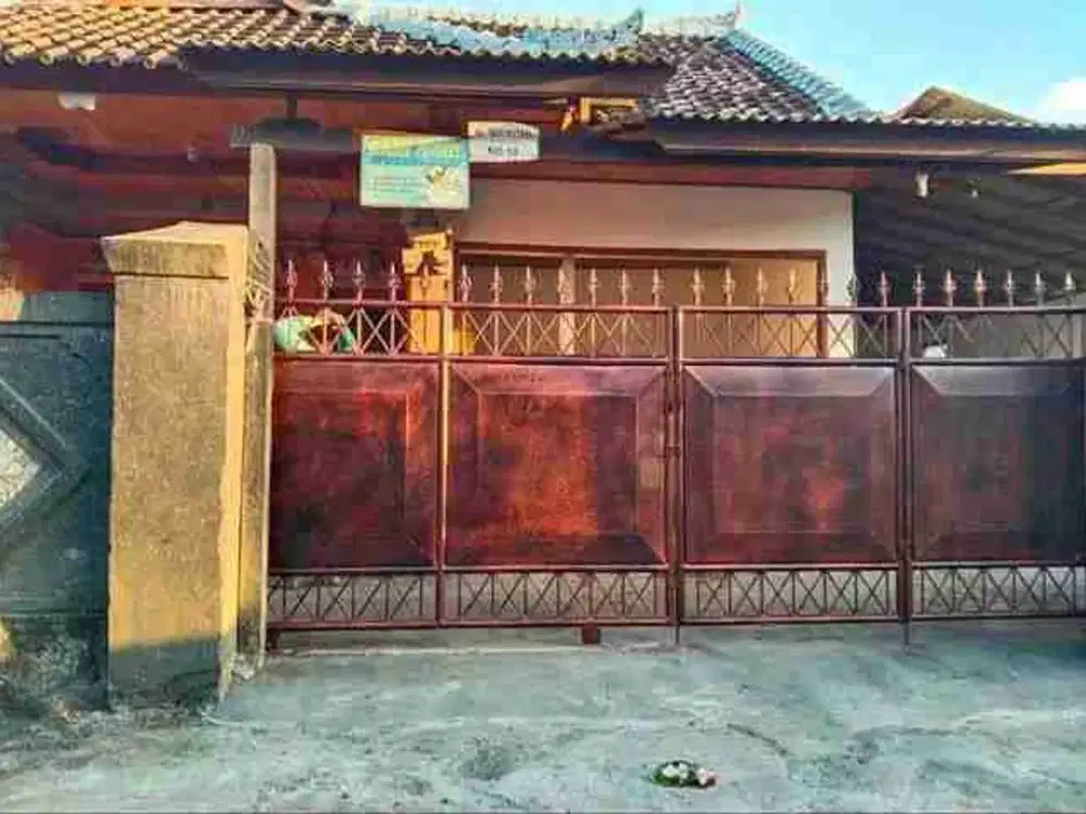 RUMAH LANTAI 1 LOKASI AYANI UTARA PEGUYANGAN DENPASAR