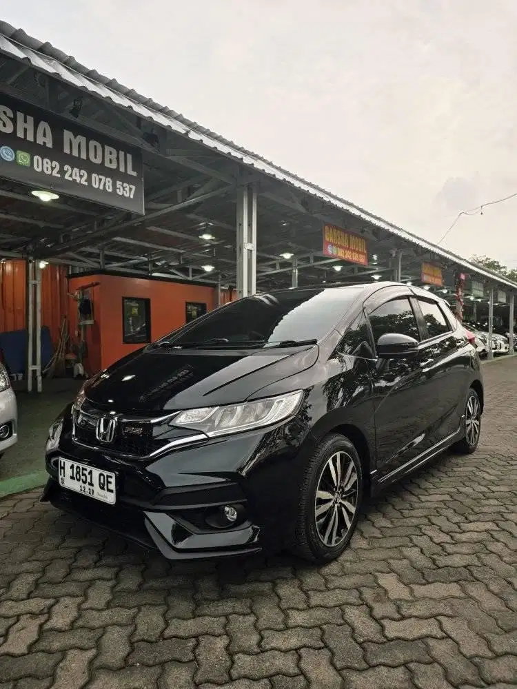 KM 70 Honda Jazz RS 2017 Automatic Plat H Facelift Istimewa Mulua