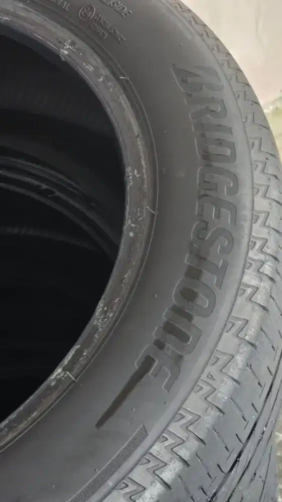 Ban Mobil Ring 17 Bridgestone Turanza 215/55 R17