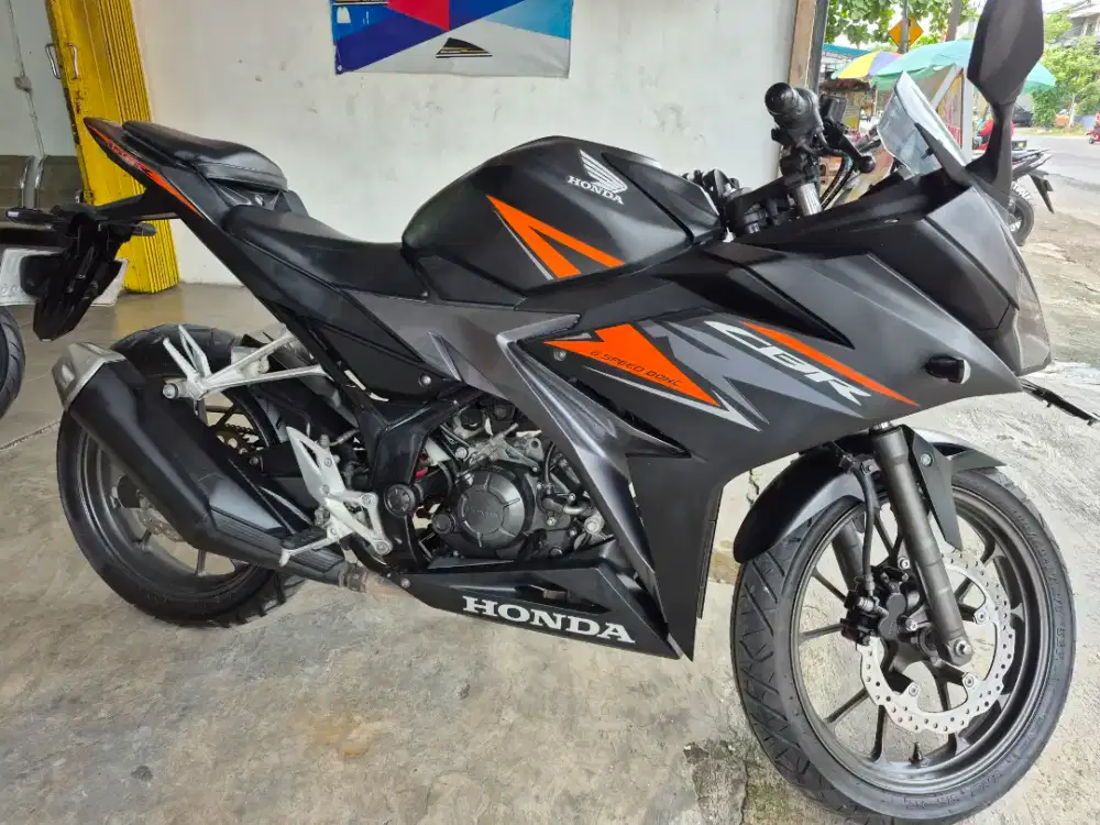 Cbr 150 um 500 2019. SAS MOTOR JL BARATAJAYA 19 NO 5 SURABAYA