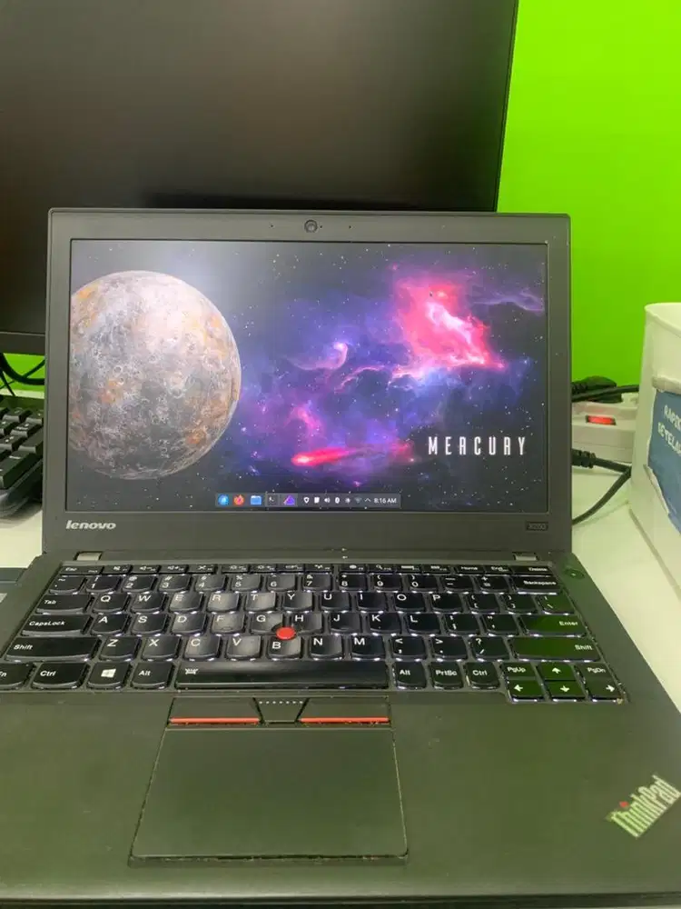 Thinkpad x250 8/256 minus