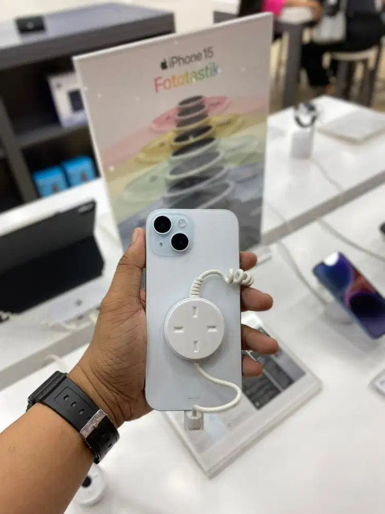 Kredit iPhone 15 Dp Mulai 0% by Home Credt