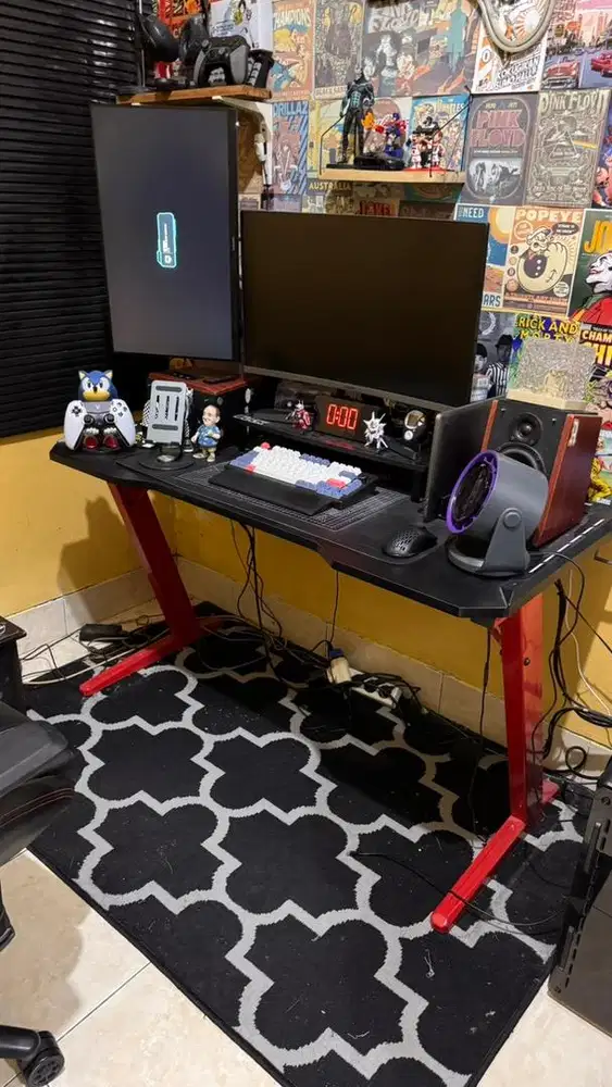 Meja komputer gaming