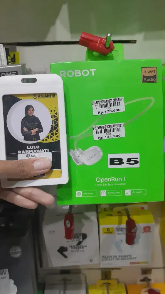 EARPHONE ROBOT OPEN RUN1