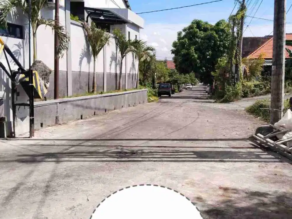 Luxurious Villa With One Gate System at Taman Griya Jimbaran Bali