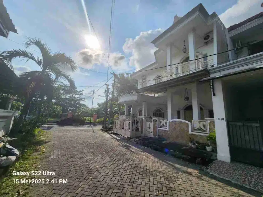 DIJUAL RUMAH 
KOMPLEK PONDOK MUTIARA BLOK BN - 09
KEL. : BANJARBENDO
KEC  : SIDOARJO
KAB  : SIDOARJO