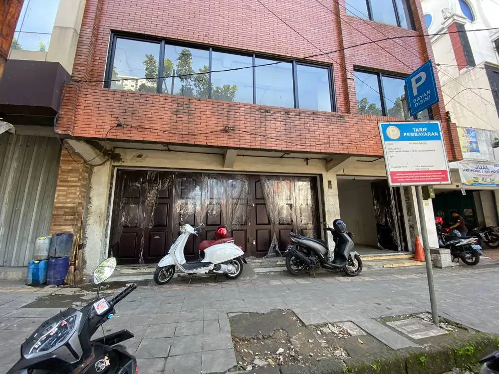 Penawaran Eksklusif: Gedung Komersial Premium di Jantung Kota Bandung